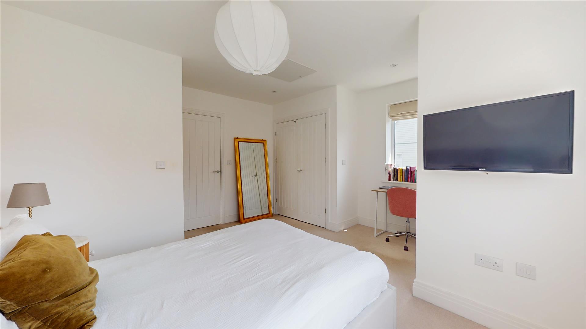 Pembroke Lane, Whitehouse, Milton Keynes